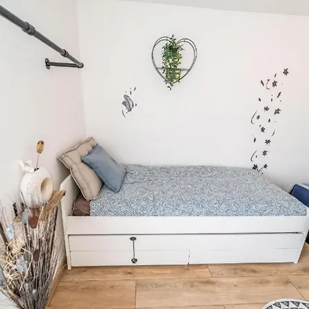 Apartment 2 Bedroom 6-7pers, Parking, 10min